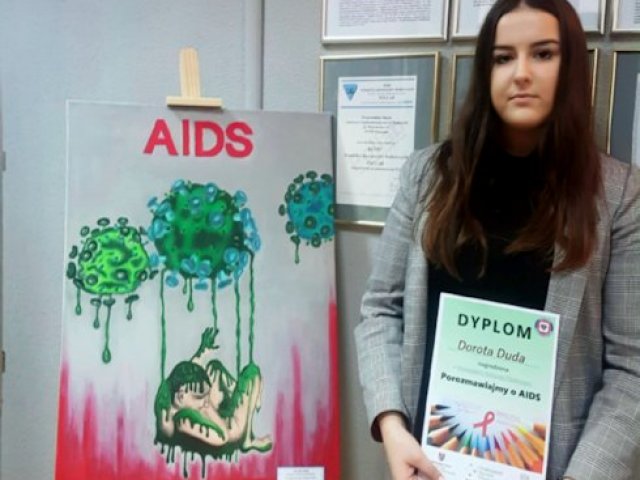 Sukces naszej uczennicy w konkursie ,,Porozmawiajmy o AIDS”