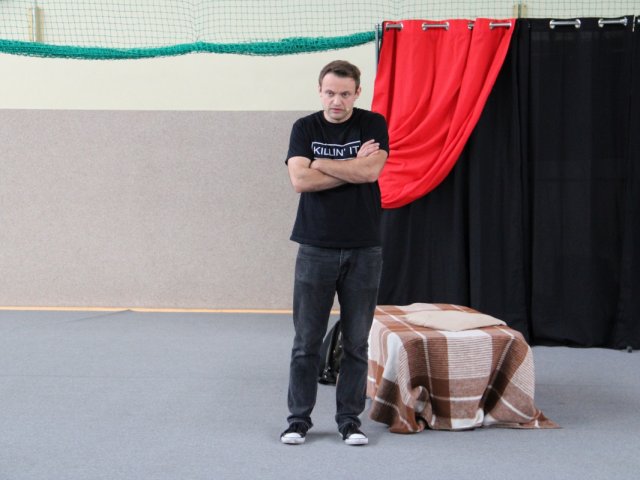 Spektakl w wykonaniu teatru anglojęzycznego