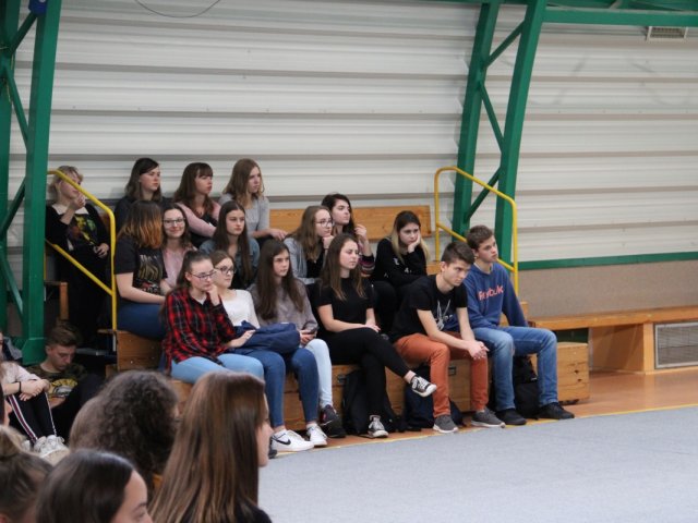 Spektakl w wykonaniu teatru anglojęzycznego