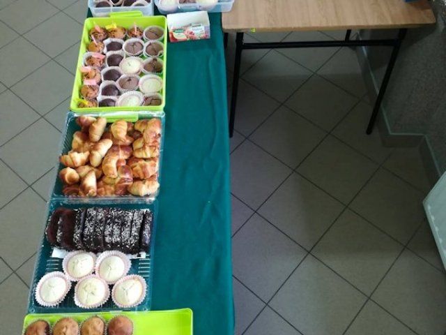 Walentynkowy kiermasz ciast i poczta walentynkowa