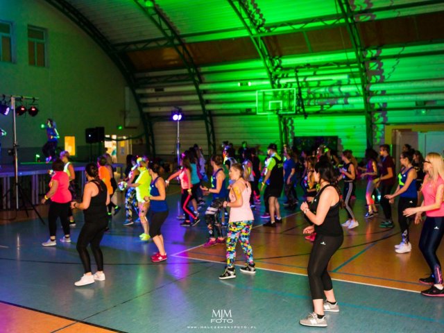 Positive Fluo Maraton Zumba w naszym LO