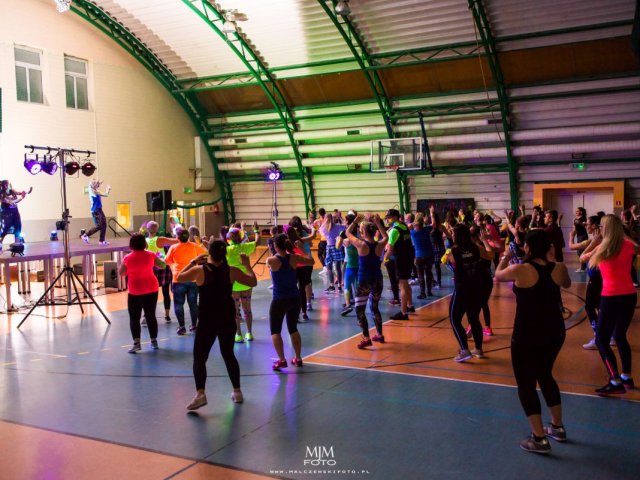 Positive Fluo Maraton Zumba w naszym LO