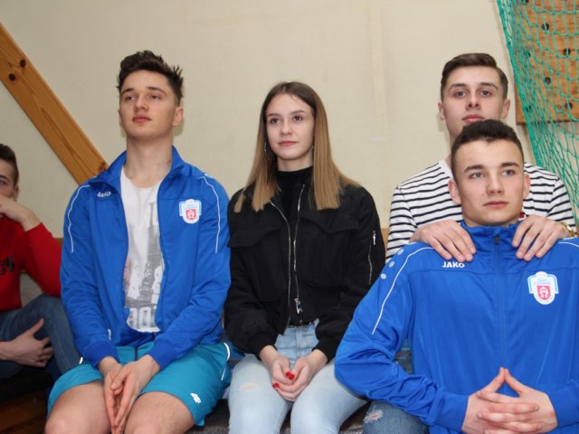 FOTORELACJA z wydarzeń odbywających się w naszym liceum z okazji "Walentynek" 