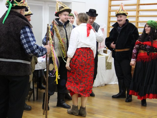 FOTORELACJA z wydarzeń odbywających się w naszym liceum z okazji "Walentynek" 