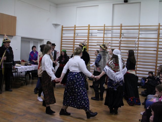 FOTORELACJA z wydarzeń odbywających się w naszym liceum z okazji "Walentynek" 