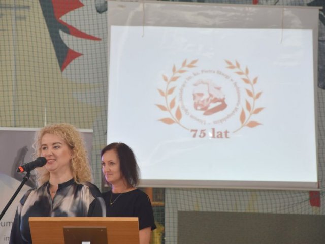 Uroczyste obchody Dnia Edukacji Narodowej w Liceum Skargi połączone z 75 rocznicą powstania Szkoły