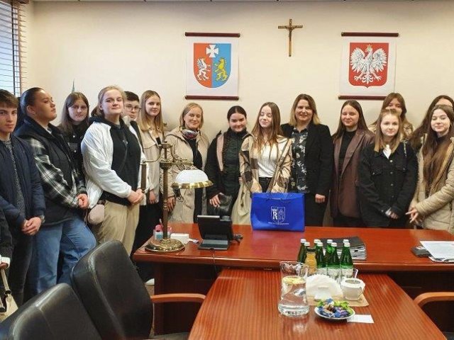 Wizyta w Urzędzie Marszałkowskim dotycząca pomocy uchodźcom z Ukrainy