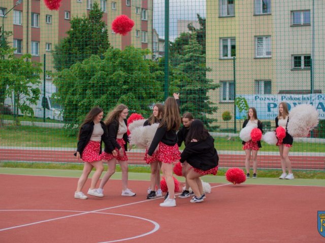 Fotorelacja z uroczystego otwarcia boisk sportowych przy LO im. ks. Piotra Skargi w Sędziszowie Małopolskim