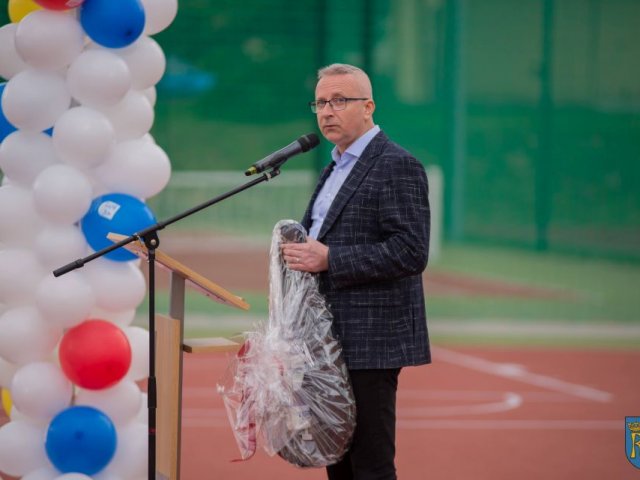 Fotorelacja z uroczystego otwarcia boisk sportowych przy LO im. ks. Piotra Skargi w Sędziszowie Małopolskim