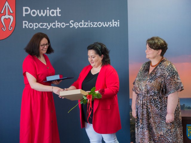 V edycja konkursu "Nauczyciel, Pedagog, Wychowawca roku szkolnego Powiatu Ropczycko - Sędziszowskiego" 