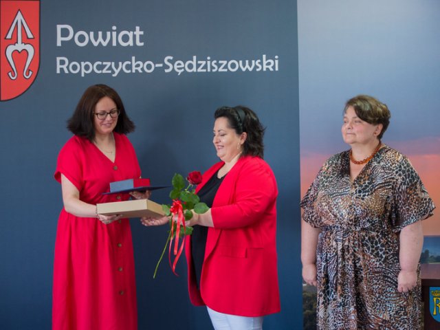 V edycja konkursu "Nauczyciel, Pedagog, Wychowawca roku szkolnego Powiatu Ropczycko - Sędziszowskiego" 