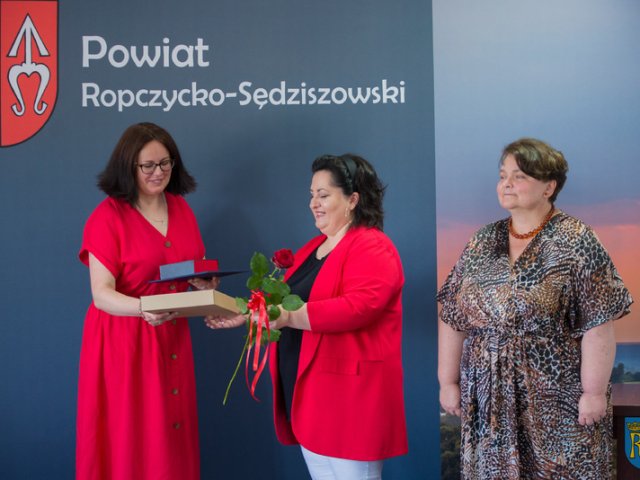 V edycja konkursu "Nauczyciel, Pedagog, Wychowawca roku szkolnego Powiatu Ropczycko - Sędziszowskiego" 