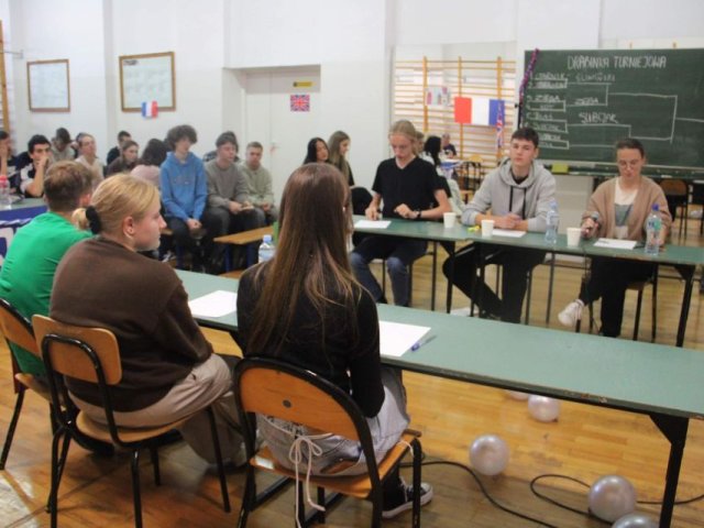 Fotorelacja ze Szkolnego Turnieju Debat Oksfordzkich