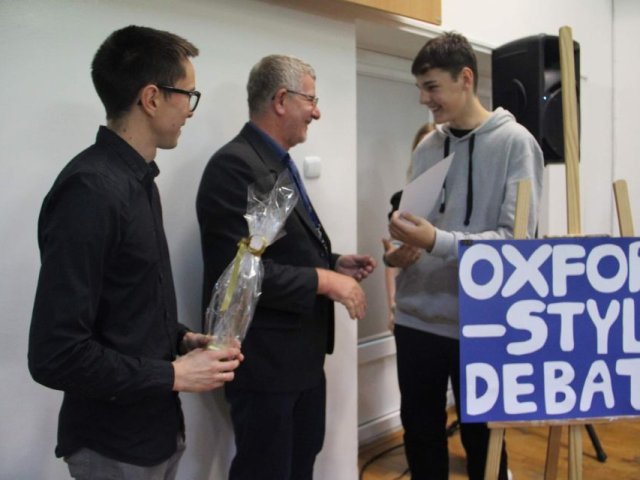 Fotorelacja ze Szkolnego Turnieju Debat Oksfordzkich