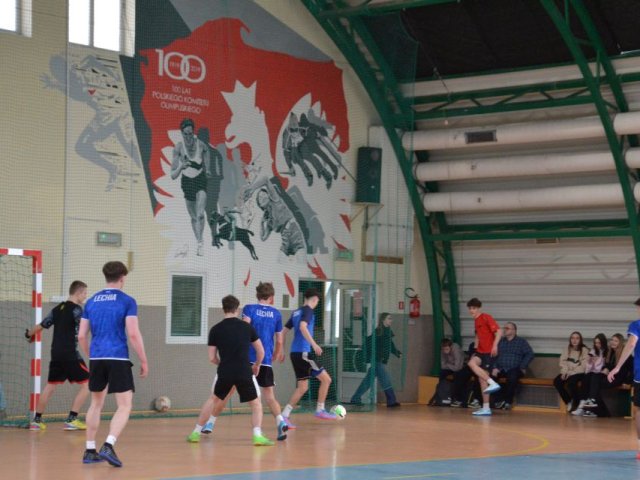 Walentynkowe Mistrzostwa w Piłkę Nożną o Strzałę Amora