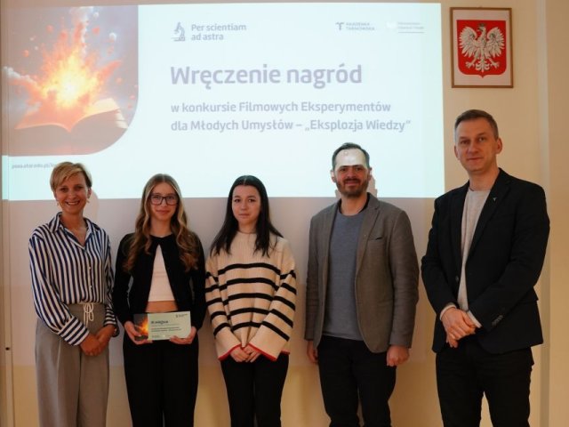 „Eksplozja wiedzy: Konkurs Filmowych Eksperymentów dla Młodych Umysłów”