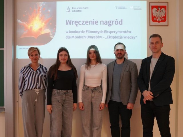 „Eksplozja wiedzy: Konkurs Filmowych Eksperymentów dla Młodych Umysłów”