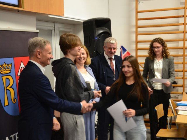 Powiatowy Konkurs Języka Angielskiego „English Expert”