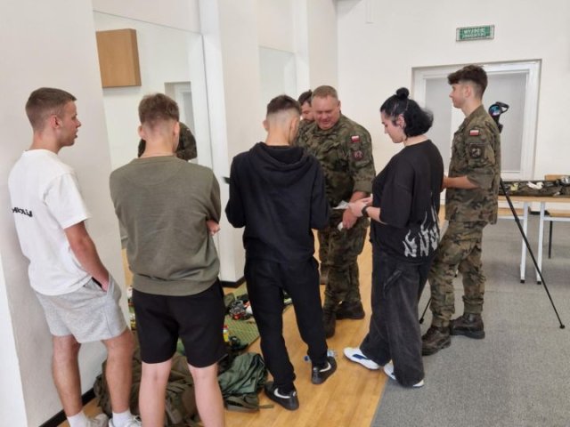 Edukacja z wojskiem